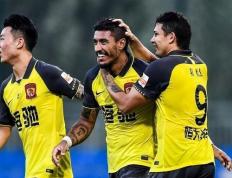 乐鱼 vip 注册-广州队翻盘76人，浓眉哥状态火热