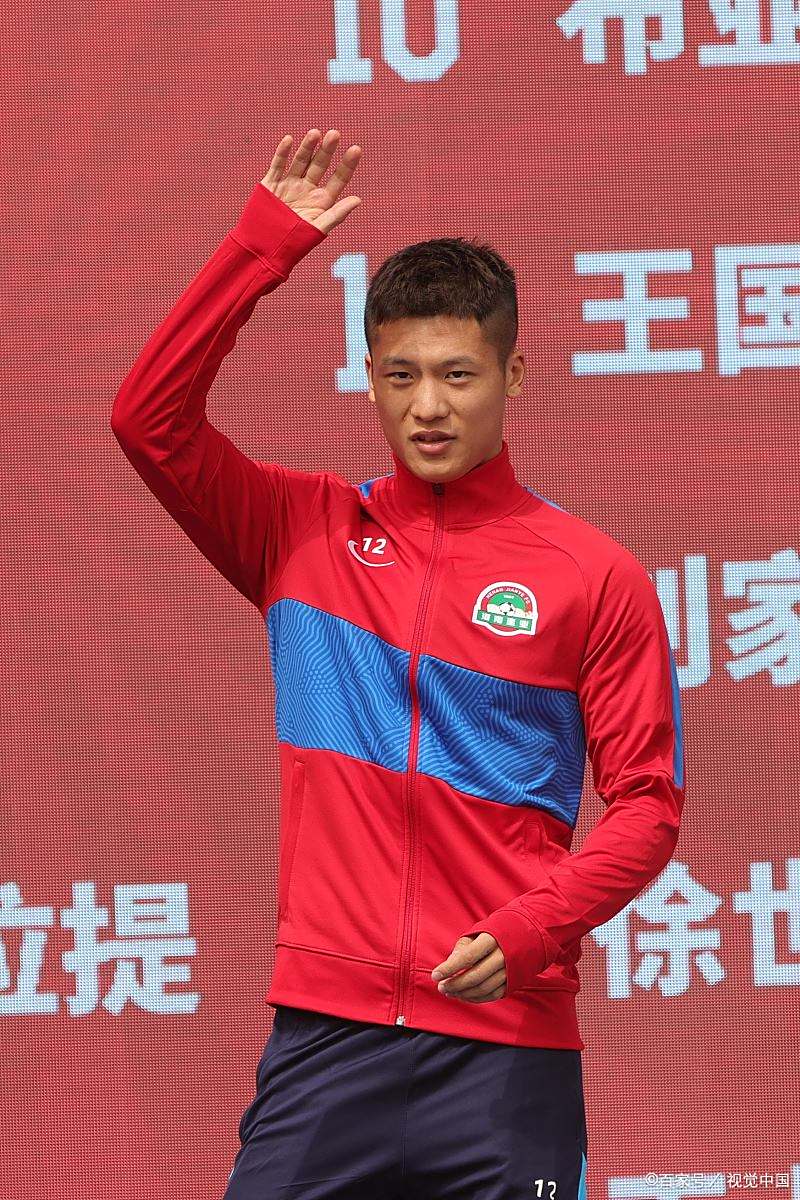 乐鱼 vip 注册-星级球员神勇发挥带领球队取得胜利