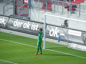 乐鱼体育-巴萨险胜日本,苏亚雷斯高光表现